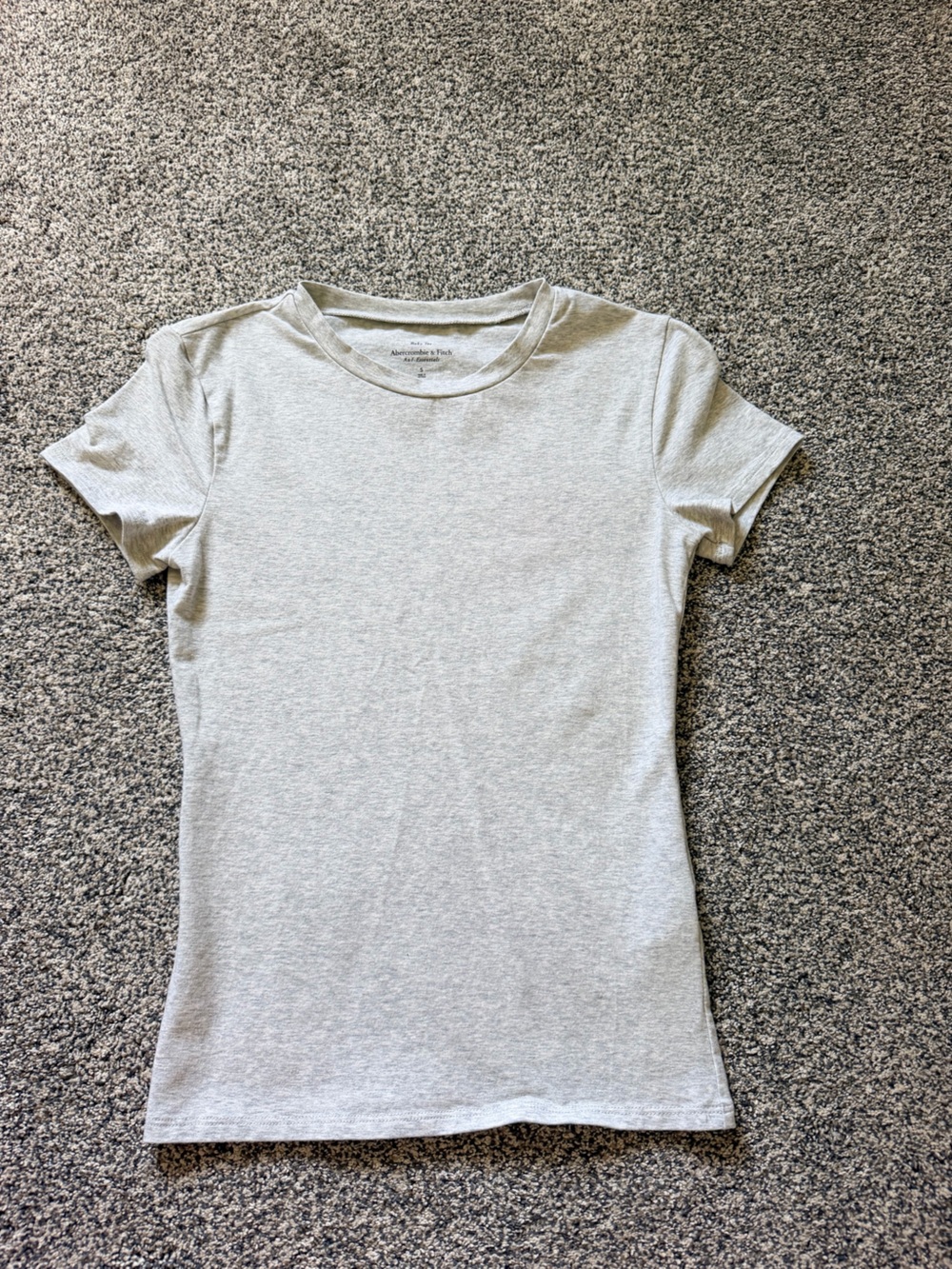 Abercrombie & Fitch Essentials Light Gray Short Tuckable Baby Tee Size Small